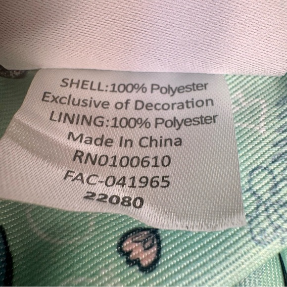 NWT. Disney Parks Epcot UK World Showcase Alice in Wonderland Bucket Hat. - Picture 14 of 15